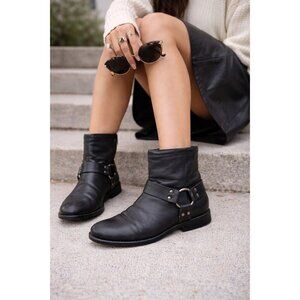 Frye Black Leather Ankle Boots Women 6B Harness Moto Low Heel Zip Booties